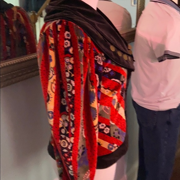 CHACOK Design Exclusive Jacket - Picture 5 of 7